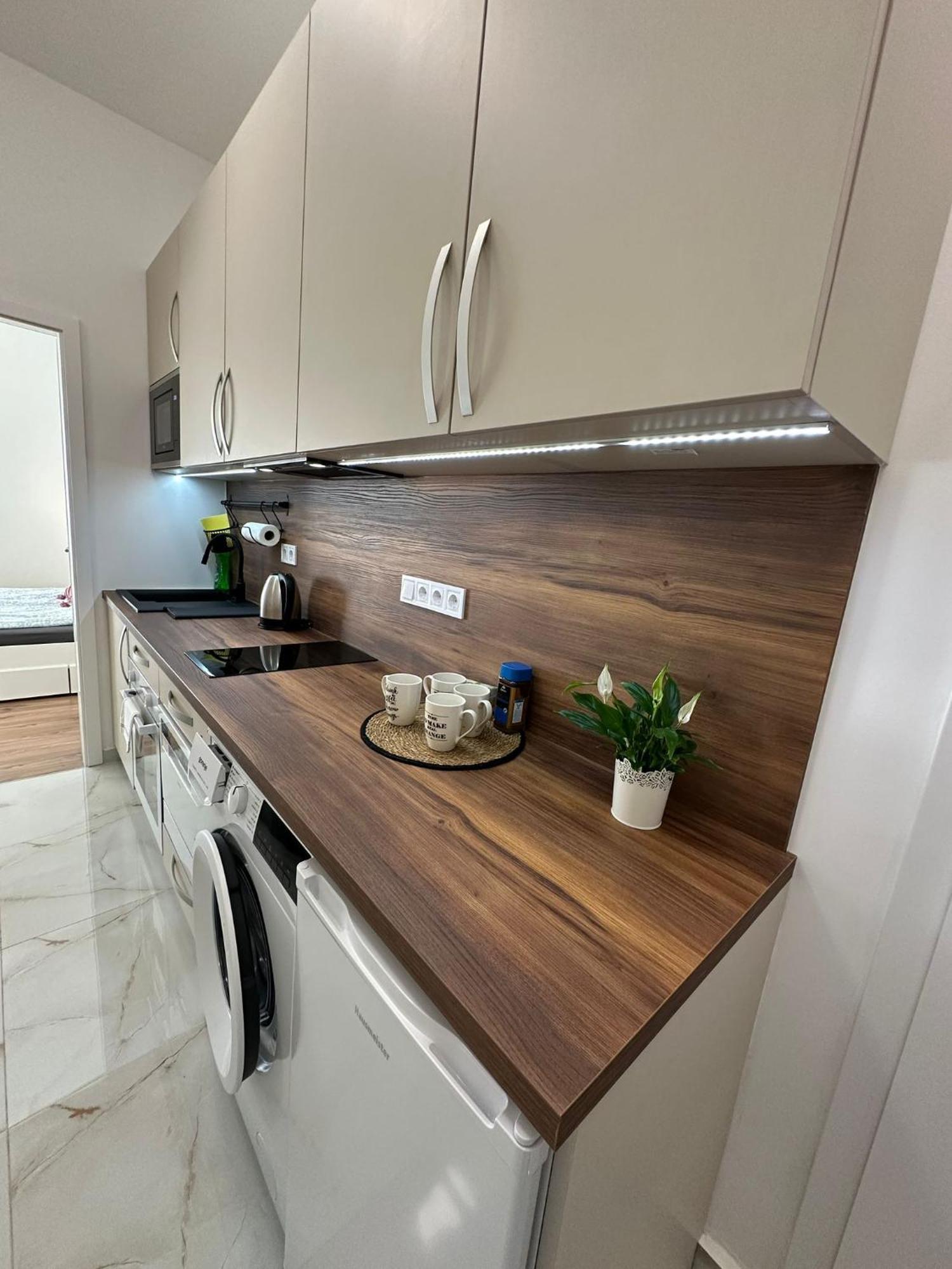 Kings Corner By Downtown Appartement